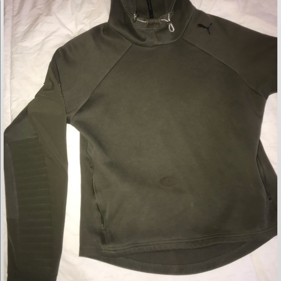 Women’s puma hoodie - Picture 4 of 4